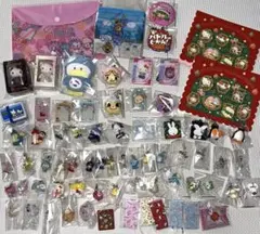 カプセルトイ　ガチャガチャ　めじるしアクセサリー　キーホルダー　72点まとめ売り