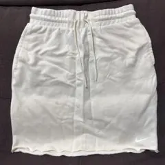 NIKE ホワイト スカート