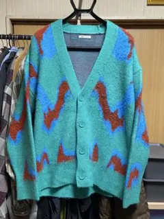 専用 ZARA カーディガン　青緑色の抽象模様カーディガン