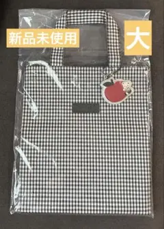 完売品☆familiar縦型ギンガムチェックトートバッグ♡BK☆チャーム付