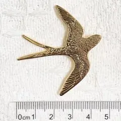 鳥 ツバメ 燕 ゴールド ブローチ ピンブローチ