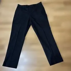 ユニクロ　ブラック スラックス
