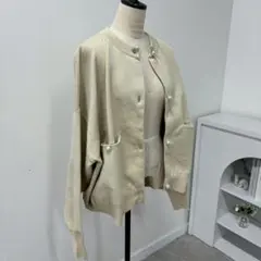 パールボタン カーディガン ベージュ レディース 上品 シンプル ポケット付き