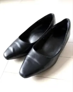 GU ローヒール パンプス　黒22.5cm