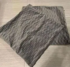 ニトリ　プラッシュプリーツクッションカバー 2枚