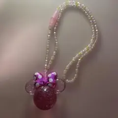 限定品　ミニーマウス　ネックレス　ディズニーグッズ　光るペンダント