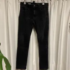 ブラックデニムパンツ 31サイズ