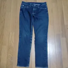 GU ダークブルー スキニーデニム
