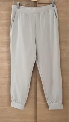 【UNIQLO】　エアリズム　パンツ　ベージュ　Lサイズ