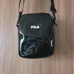 FILA★ショルダーバッグ　ブラック　ビニール
