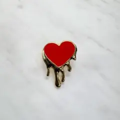 【ピンバッジ】溶けたハート
