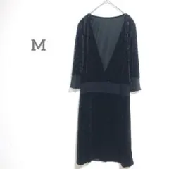 ベロアワンピース　ブラック　M 七分袖　Vネック　シンプル　パーティー　綺麗め