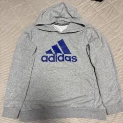 adidas グレー パーカー ロゴ入り 150