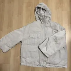 ユニクロ　ハイブリッドダウンオーバーサイズパーカ　ホワイトマウンテニアリング