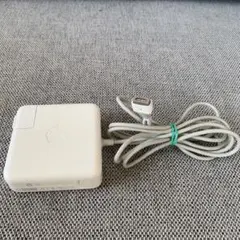 Apple MagSafe 電源アダプター ホワイト60Ｗ