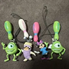 ラウンドワン　Disneyキャラクターひも付きチャーム