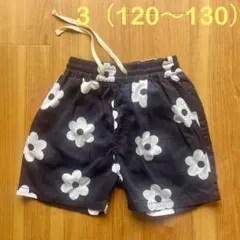ローリーズファーム 花柄 ネイビー　ハーフパンツ 3（120〜130）