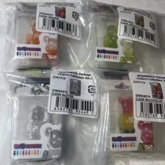 ガシャポン BE@RBRICK Vol.2 クリアマルチカラー 4つセット