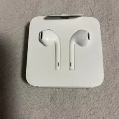 Apple純正　EarPods ホワイト 有線イヤホン　Lightning対応
