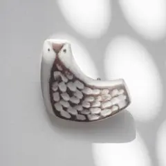 BIRDS’ WORDS 鳥 陶器ブローチ｜RIE刻印 北欧 ナチュラル