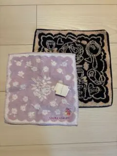 LAURA ASHLEY とBarbie ハンカチ 2枚セット