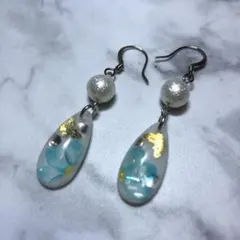 蝶々と大きめフラワーピアス☆No.130