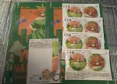 きゃらっとくじ 五等分の花嫁 四葉 缶バッジ アクリルチャーム クリアファイル