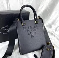 PRADA ショルダーバッグのサムネイル