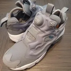 リーボック ポンプフューリー グレー 23.5センチ