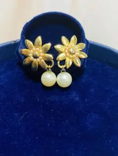 花デザイン ぶら下がりイヤリング