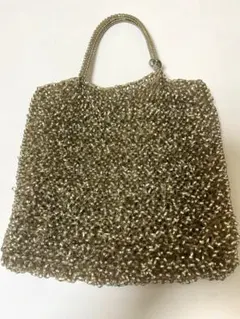 アンテプリマ　ゴールド メタルチェーン ハンドバッグ