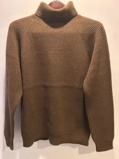 【週末セール】ZANONE タートルネック　ニット