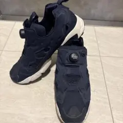 Reebok インスタポンプフューリー ネイビー
