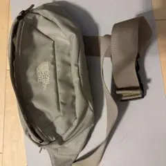 THE NORTH FACE ボディバッグ ベージュ