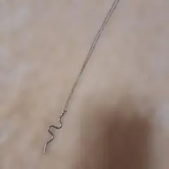 スネーク風ユニセックスネックレス
