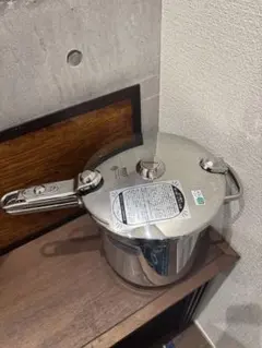 Item thumbnail for item b17cbb52-6521-47c5-8d97-839e1f6319b0