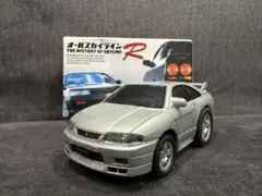 ⭐️ドライブタウン　日産　スカイライン　R33 GTR 銀　箱付のサムネイル