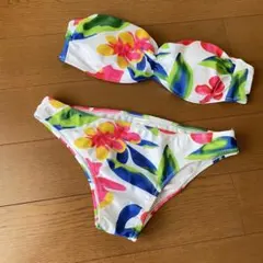 チューブトップ ビキニ　柄　ボタニカル