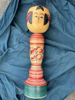 伝統的な木製こけし 約30cm