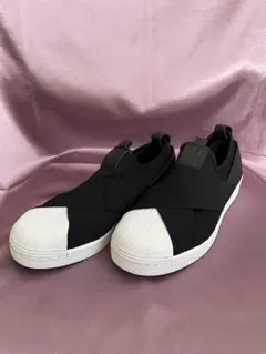 adidasスリッポン