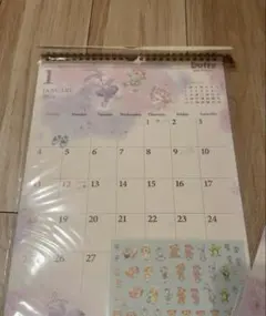 ダッフィー &フレンズ　カレンダー 壁掛け 2026