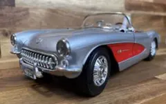 イタリア『burago』社製 ダイキャストカー コルベット コンバーチブルのサムネイル