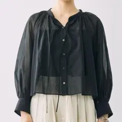 BABYLONE バビロン オーガンクロップドブラウスのサムネイル