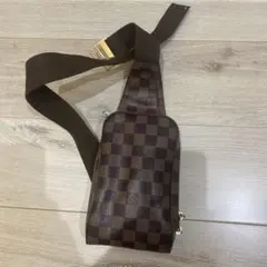 【美品】ダミエ チェック柄 ウエストポーチ ボディバッグLV好きな方 美品】ダミエ チェック柄 ウエストポーチ ボディバッグLV好きな