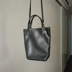 超美品　PICONE 牛革　ショルダーバッグ 2wayのサムネイル