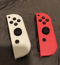 Nintendo Switch ジョイコン 白と赤