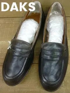経年新古品 DAKS ダックス 本革レザー 濃茶ローファーパンプス 24.5cmのサムネイル