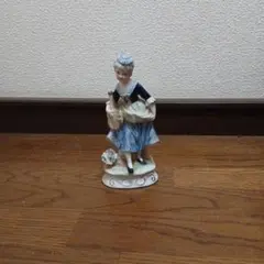 西洋陶器人形 ピアノを弾く貴婦人 - メルカリ