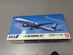 t*5様 BANDAI ANA×GUNDAM JET BOEING 777-30のサムネイル
