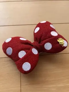 ミニーマウス★リボン型　ヘアアクセサリー　ヘアクリップ　ディズニーランド購入品